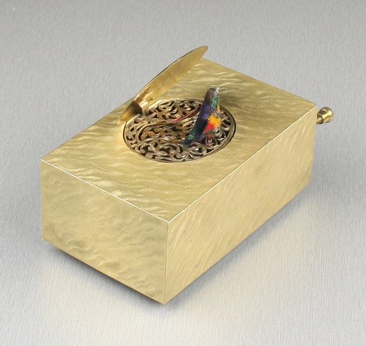 Gilt bronze singing bird box, by Marguerat