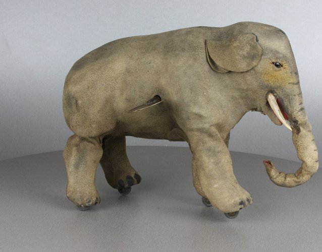 Walking buff-hide elephant automaton, by Roullet & Decamps