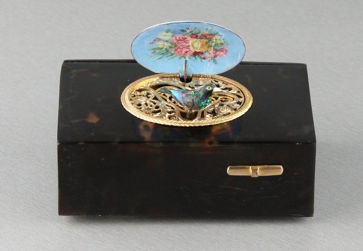 Antique Tortoiseshell and pictorial enamel singing bird box, by Bontems