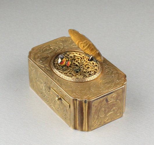 Antique Gilt bronze singing bird box, by Flajoulot