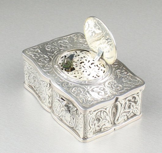 Silver singing bird box, by Karl Griesbaum