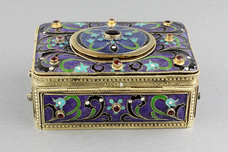 Vintage Art-Nouveau silver gilt, cloisonné enamel and garnet-set singing bird box