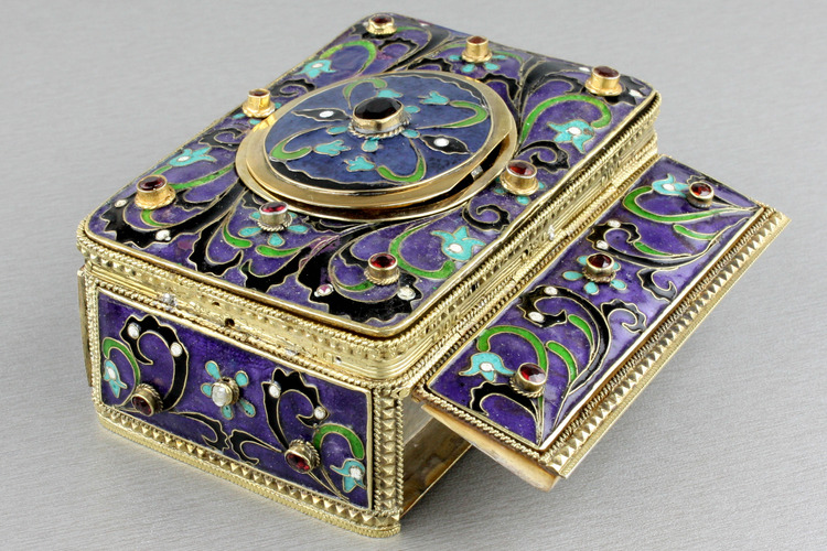 Vintage Art-Nouveau silver gilt, cloisonné enamel and garnet-set singing bird box